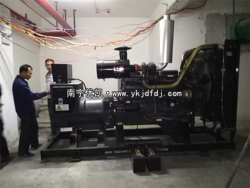 2022年8月3日，300KW凱普發(fā)電機(jī)組安裝調(diào)試現(xiàn)場