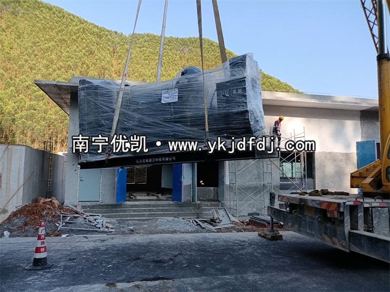 2022年12月15日，120kw-500kw上柴發(fā)電機(jī)組某高速公路安裝現(xiàn)場