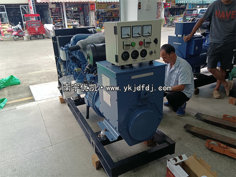 2024年7月29日，客戶到店自提50kw柴油發(fā)電機(jī)組